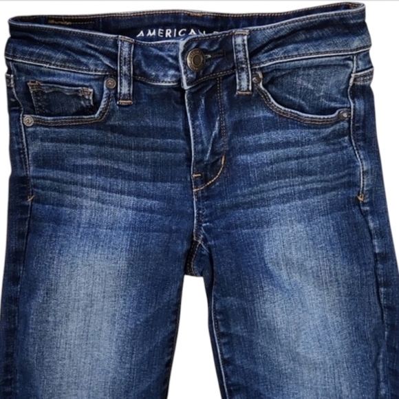 American Eagle Next Level Stretch Capris - Picture 2 of 6